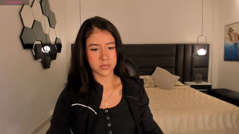 Sussan online show from September 10, 2025, 9:53 am