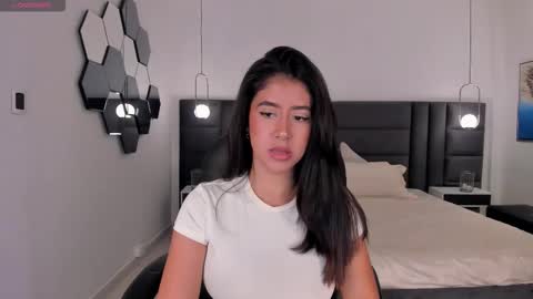 Sussan online show from October 23, 2025, 10:03 am