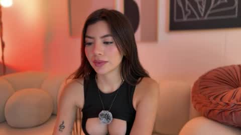  Susy  online show from June 12, 2026, 10:41 pm
