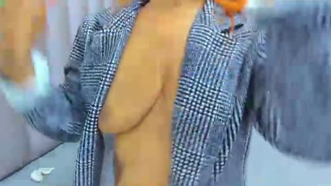 sussanmilf  online show from August 7, 2026, 10:50 am