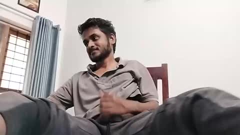 sussu1115 online show from February 5, 2025, 7:50 am