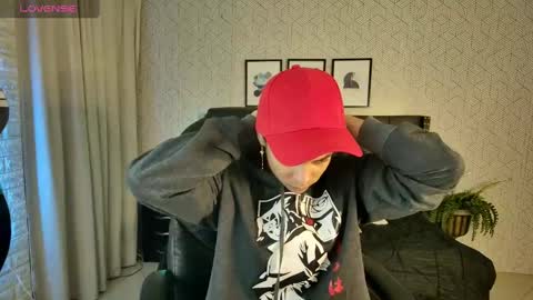   online show from January 15, 2025, 1:09 pm