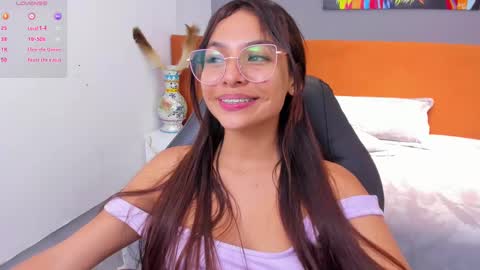 sussy_sweet4u online show from February 14, 2025, 4:31 pm