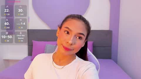 Snapshot of sussy_sweet4u chatting on October 2, 2025, 10:22 am sussy_sweet4u online show from October 2, 2025, 10:22 am