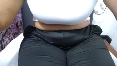 Snapshot of susy_perverttt chatting on August 5, 2026, 1:47 pm susy_perverttt online show from August 5, 2026, 1:47 pm