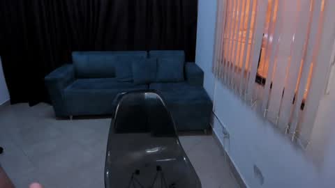 Susy online show from December 13, 2024, 7:53 pm