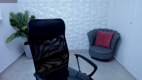 Susy online show from December 15, 2024, 11:55 am