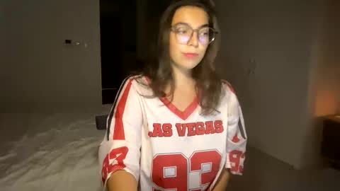 Snapshot of susyli chatting on October 12, 2025, 3:44 pm susyli online show from October 12, 2025, 3:44 pm