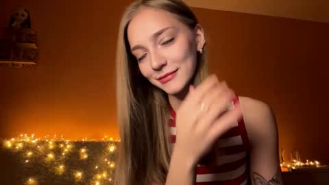 Jessica online show from October 13, 2025, 4:18 pm