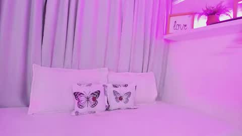 susyy online show from November 16, 2025, 7:19 pm