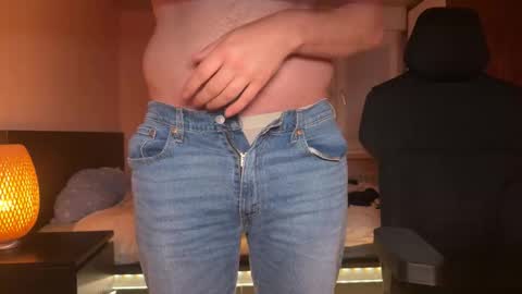 sutlac90 online show from November 3, 2025, 5:25 pm