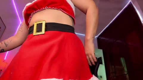 Susan   .. oo .. Independent Model online show from December 24, 2024, 8:16 pm