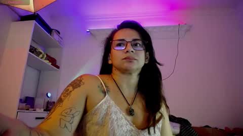 Susan   .. oo .. Independent Model online show from February 4, 2026, 10:04 pm