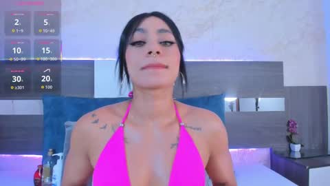 Susan  online show from September 9, 2025, 8:52 pm