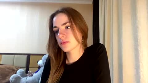 Snapshot of suzannetigerino chatting on July 8, 2026, 7:24 am Emila online show from July 8, 2026, 7:24 am