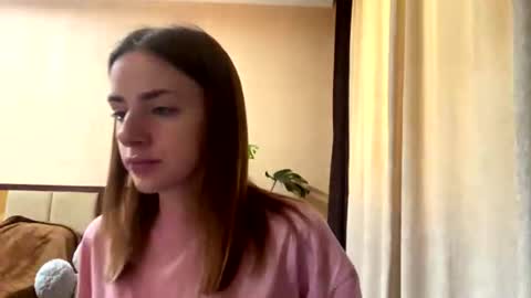 Snapshot of suzannetigerino chatting on July 11, 2026, 7:44 am Emila online show from July 11, 2026, 7:44 am