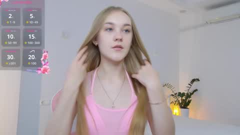 Snapshot of suzipons chatting on October 11, 2025, 1:42 pm Suzi online show from October 11, 2025, 1:42 pm