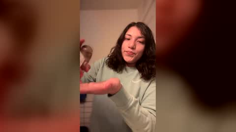 Suzy online show from February 26, 2026, 4:06 pm