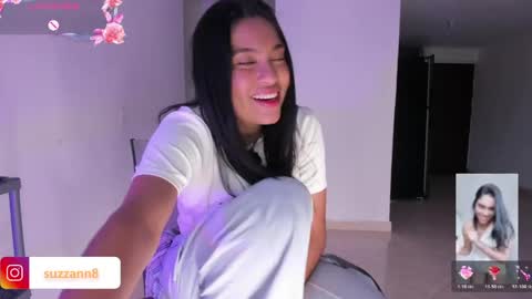 suzzann_rugg online show from May 27, 2026, 11:02 pm
