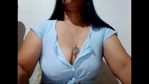 suzzie_hot online show from December 21, 2024, 8:10 pm