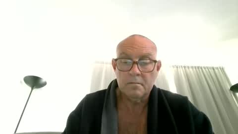 svenskdaddy online show from March 12, 2026, 7:25 am