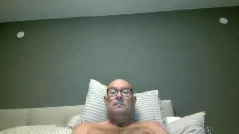 svenskdaddy online show from March 26, 2026, 7:47 am