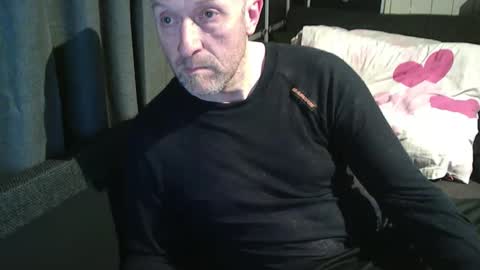 Snapshot of swartarn chatting on March 23, 2026, 5:28 pm ArnSwart online show from March 23, 2026, 5:28 pm