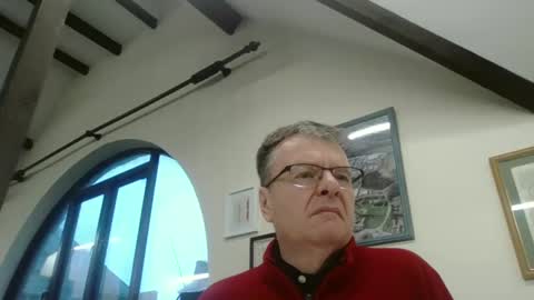 swchap1217 online show from February 3, 2025, 8:13 am