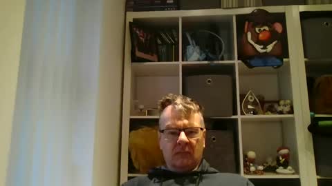 swchap1217 online show from February 12, 2025, 7:55 am
