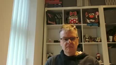 swchap1217 online show from February 18, 2025, 4:48 pm