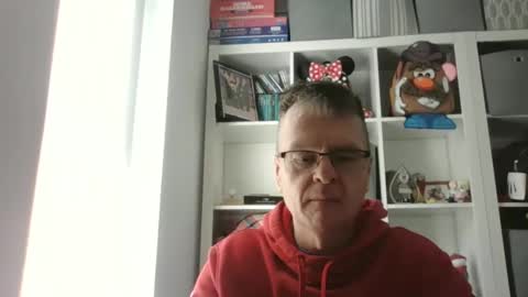 swchap1217 online show from February 27, 2025, 2:43 pm