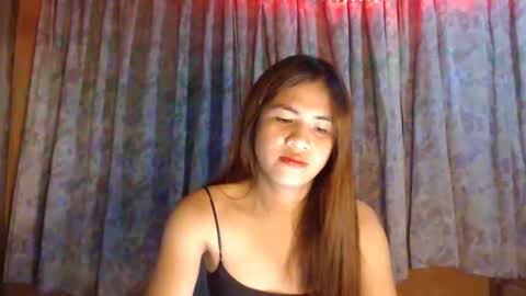 sweat_rema06 online show from February 5, 2025, 1:15 am