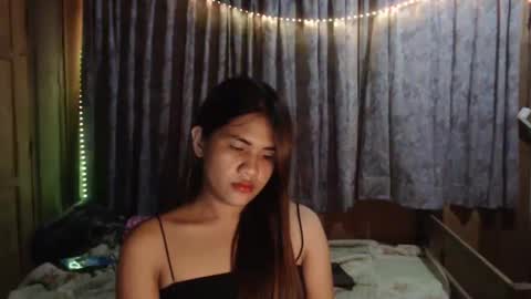 sweat_rema06 online show from February 5, 2025, 2:26 pm