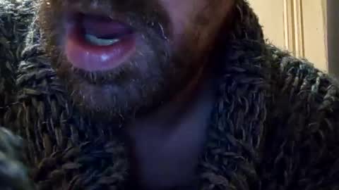 Snapshot of sweaterboy666 chatting on December 19, 2024, 5:40 am sweaterboy666 online show from December 19, 2024, 5:40 am