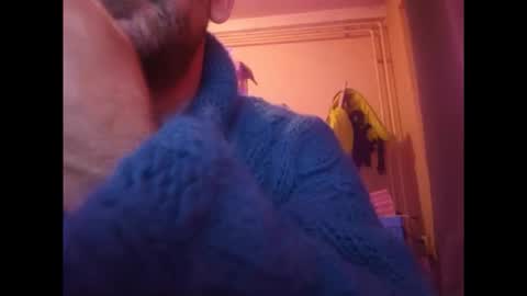 Snapshot of sweaterboy666 chatting on October 16, 2025, 1:39 am sweaterboy666 online show from October 16, 2025, 1:39 am