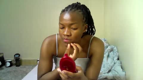 Snapshot of swee_leilah chatting on September 10, 2025, 2:44 am Call me Sheila online show from September 10, 2025, 2:44 am