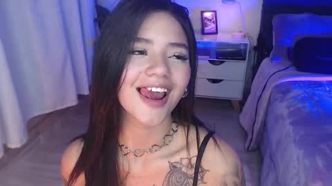 Snapshot of sweeetkittyy22 chatting on September 27, 2025, 5:01 am sweeetkittyy22 online show from September 27, 2025, 5:01 am