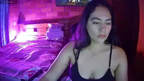 Snapshot of sweet10salome chatting on June 24, 2026, 10:42 pm sweet10salome online show from June 24, 2026, 10:42 pm