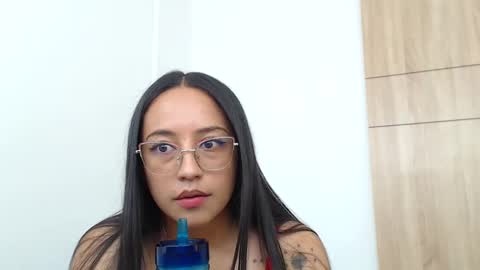 Laura online show from February 14, 2025, 4:41 pm