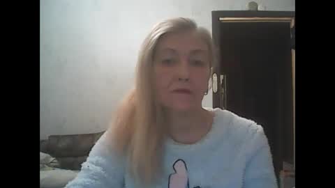 sweet4blonde609 online show from February 17, 2025, 7:04 am