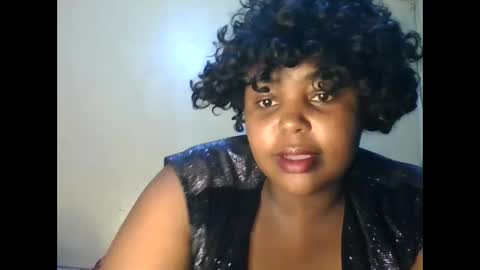sweet52537 online show from January 25, 2025, 12:05 pm