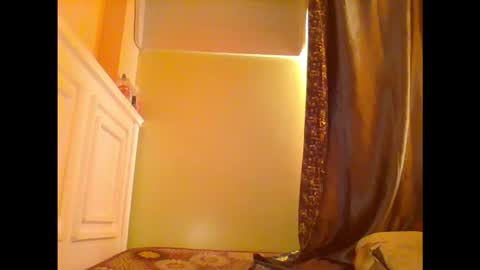 sweet52537 online show from October 21, 2025, 6:14 am