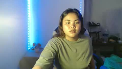 Snapshot of sweet_69ally chatting on November 7, 2025, 3:45 pm ally online show from November 7, 2025, 3:45 pm