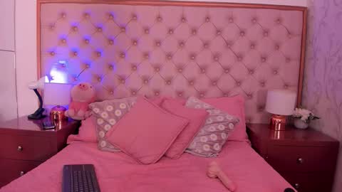 Snapshot of sweet__abbey chatting on October 30, 2025, 2:57 am Abby online show from October 30, 2025, 2:57 am