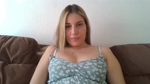 Snapshot of sweet__alana chatting on February 5, 2025, 8:25 pm Sweet  alana online show from February 5, 2025, 8:25 pm