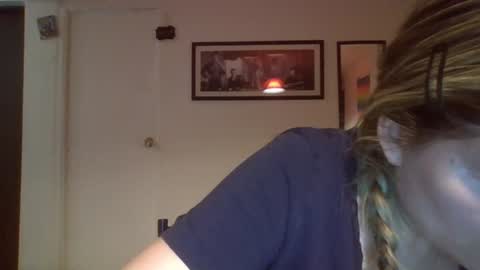 Snapshot of sweet__alana chatting on October 17, 2025, 12:01 am Sweet  alana online show from October 17, 2025, 12:01 am