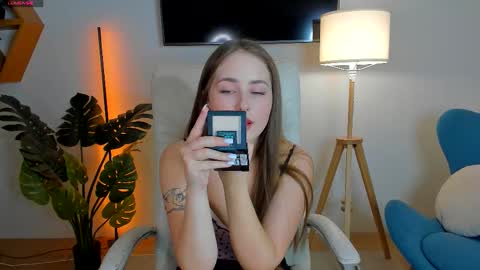 Snapshot of sweet__amily chatting on September 19, 2025, 12:17 pm Sweet  Amily online show from September 19, 2025, 12:17 pm