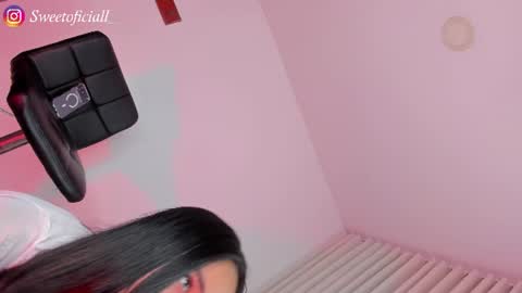 Cell Me Andrea online show from July 28, 2026, 8:43 am