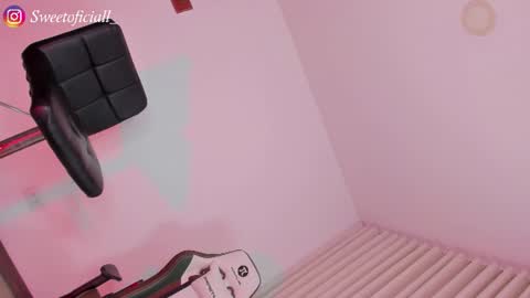 Cell Me Andrea online show from July 28, 2026, 11:17 am