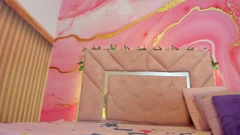 sweet__luna__ online show from May 28, 2026, 10:56 am